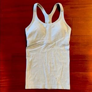 Lululemon tank top w/ built in sports bra. Size 4